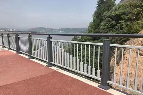 橋梁護欄